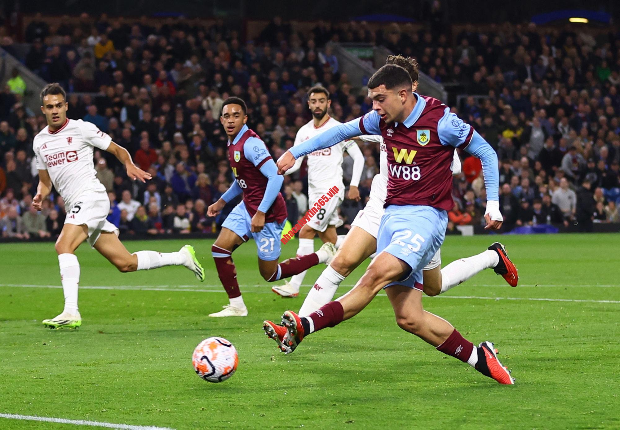 Soi kèo, dự đoán Salford vs Burnley, 1h45 ngày 27/9 – Cup liên đoàn Anh soi keo du doan salford vs burnley