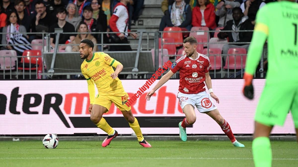 Soi kèo, dự đoán Nantes vs Brest, 19h00 ngày 17/12 – VĐQG Pháp soi keo du doan nantes vs brest